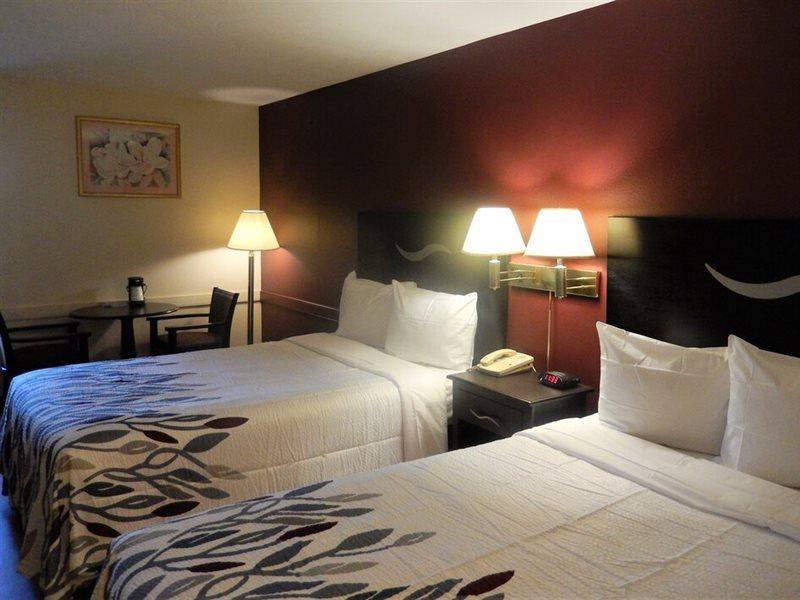 Red Roof Inn Harrisonburg - University Area Esterno foto