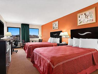 Red Roof Inn Harrisonburg - University Area Esterno foto